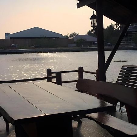 Ruennamyen Resort Amphawa Samut Songkhram Luaran gambar